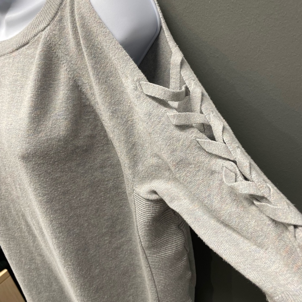 Express sweater size small